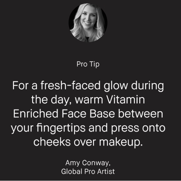 Bobbi Brown Vitamin Enriched Face Base All-In-One Moisturizer & Primer - Picture 7 of 8